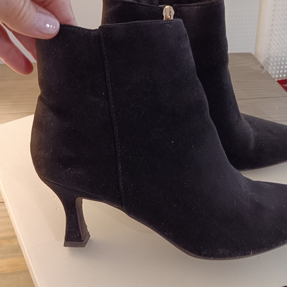 Womens ankle boots/black suede - Picture 7 of 8